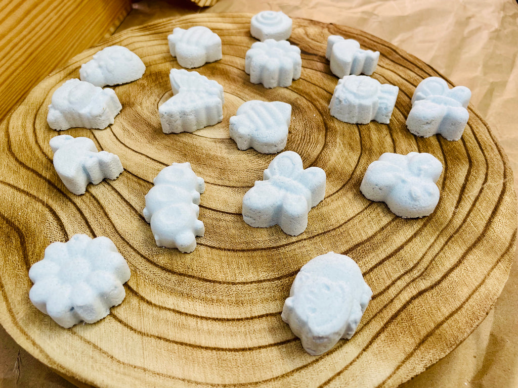 animal shaped bathbombs handmade vegan plastic free cruelty free